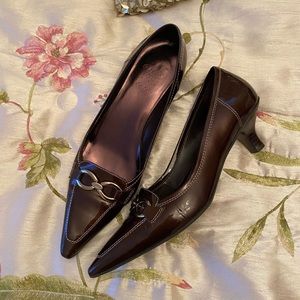 Joan & David Circa Leather Pumps